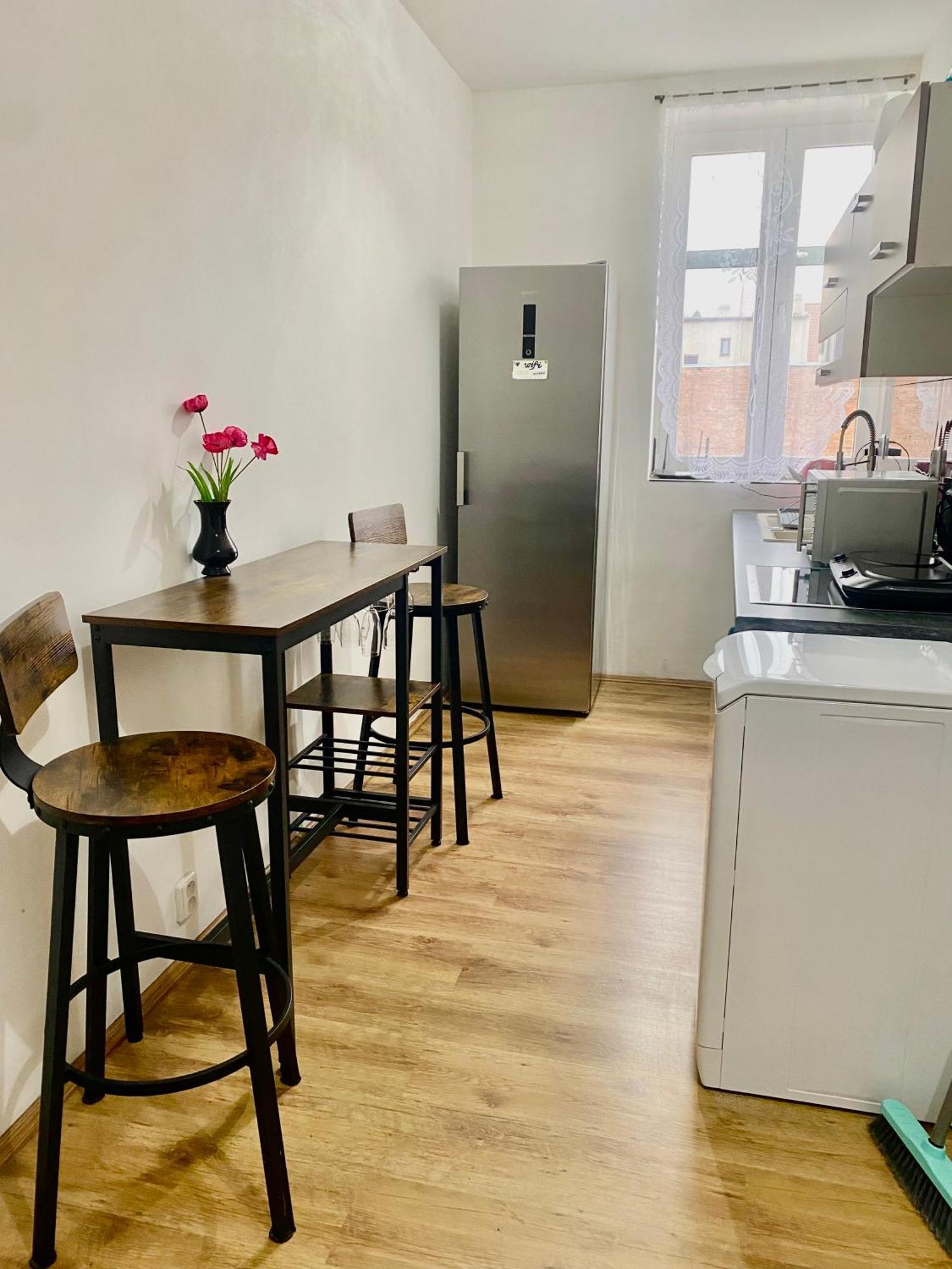Kael Apartment Cieplice Zewnętrze zdjęcie